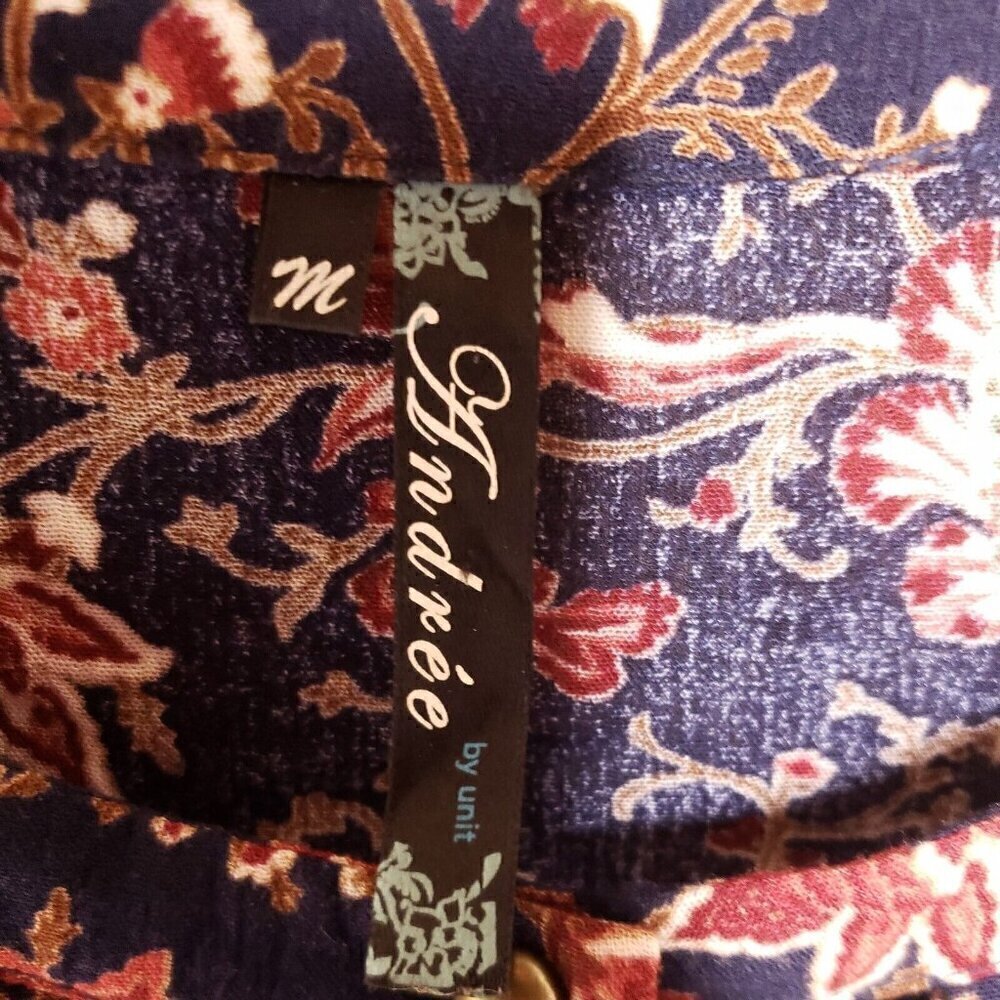 Andree By Unit Womens Navy Floral Asymmetrical Tunic Blouse Medium - Picture 6 of 7